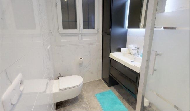 apartment 1 room for sale on PARIS (75008)