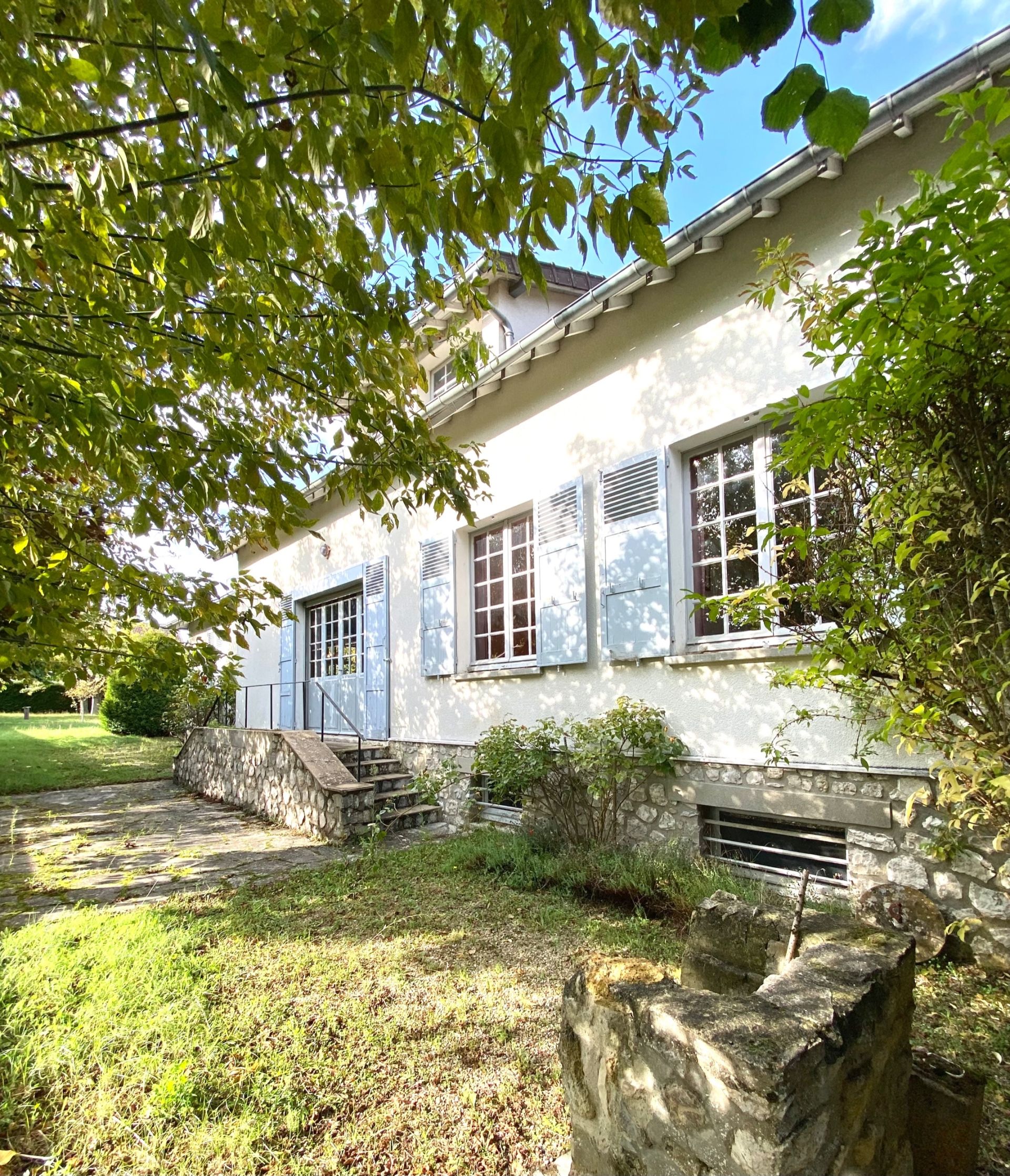 house 7 rooms for sale on MONTFORT L AMAURY (78490)