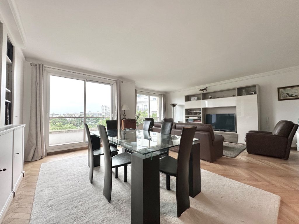 apartment 5 rooms for sale on PARIS (75017)