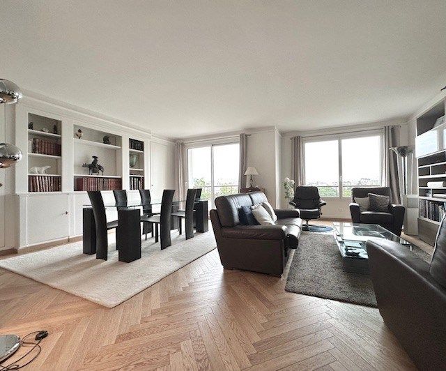 apartment 5 rooms for sale on PARIS (75017)