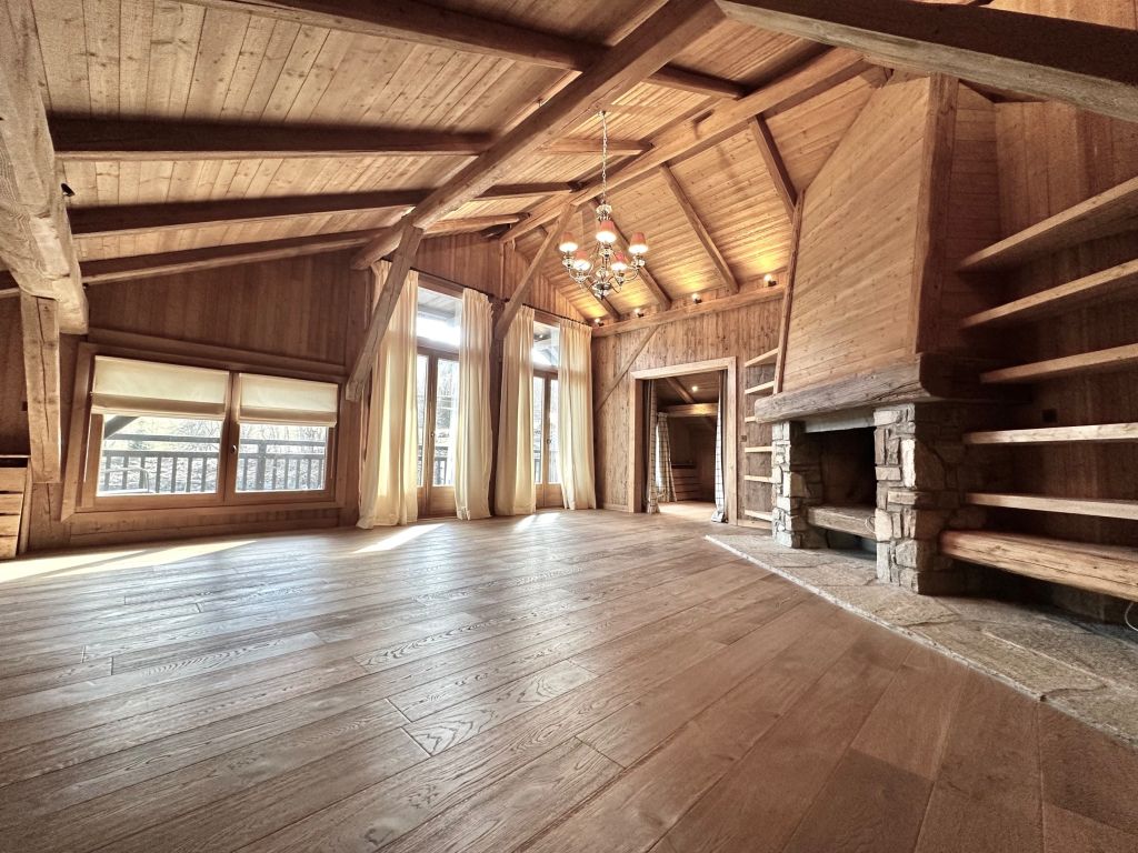 apartment 5 rooms for sale on MEGEVE (74120)